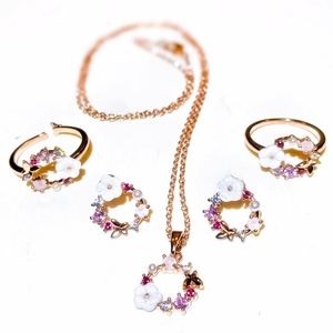 18k Rose Gold Necklace Pearls Rose Quartz Crystal